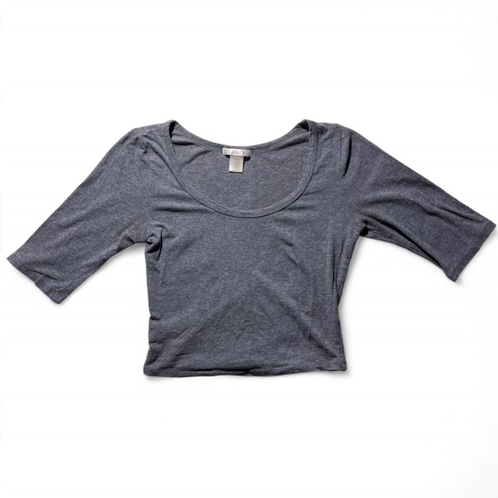 Grey cropped top